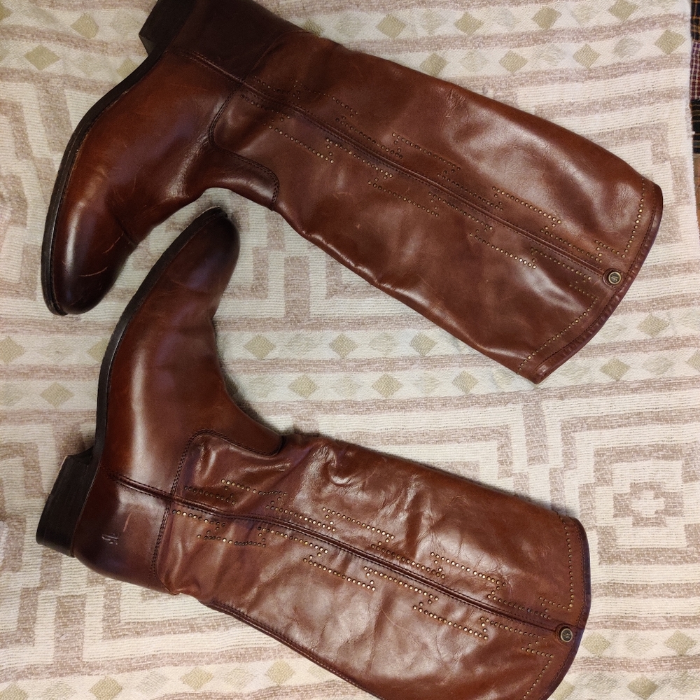 Size 10- Wife Calf, Frye Boots